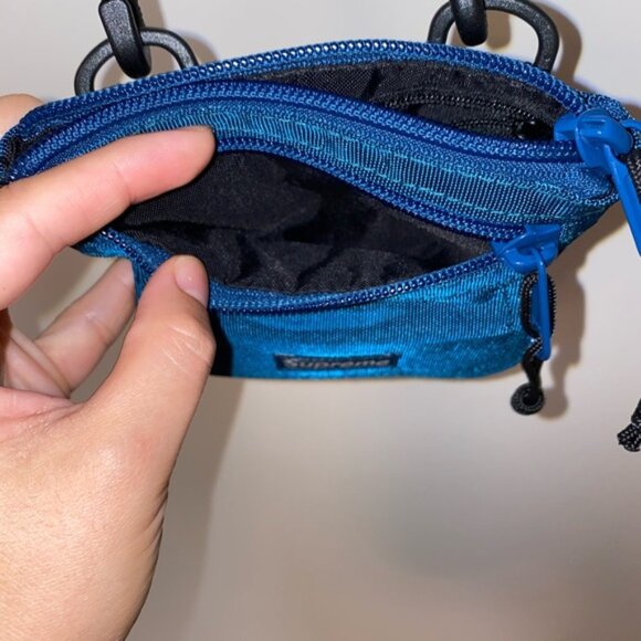 Supreme - Picture 7 of 8